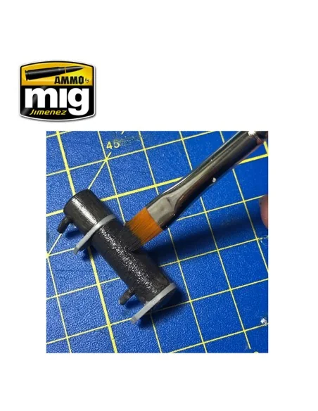 Anti-Slip Paste - Black Color (for 1/72 & 1/48 scales) - AMMO by MI...