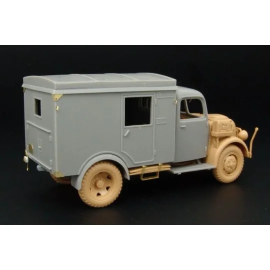 STEYR 1500 FUNK-Koffer, 1/48 - Hauler HLX48216