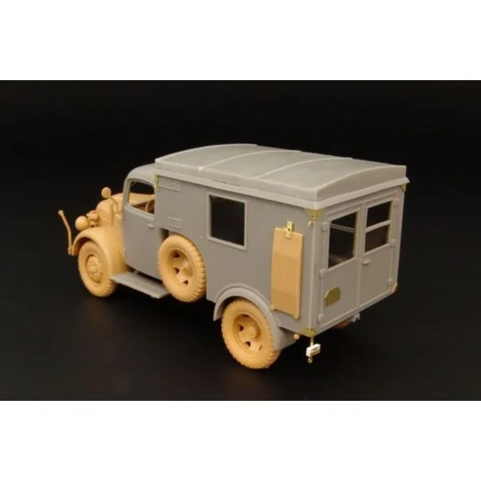 Kfz 31 STEYR 1500 Sanitätswagen, 1/48 - Hauler HLX48220