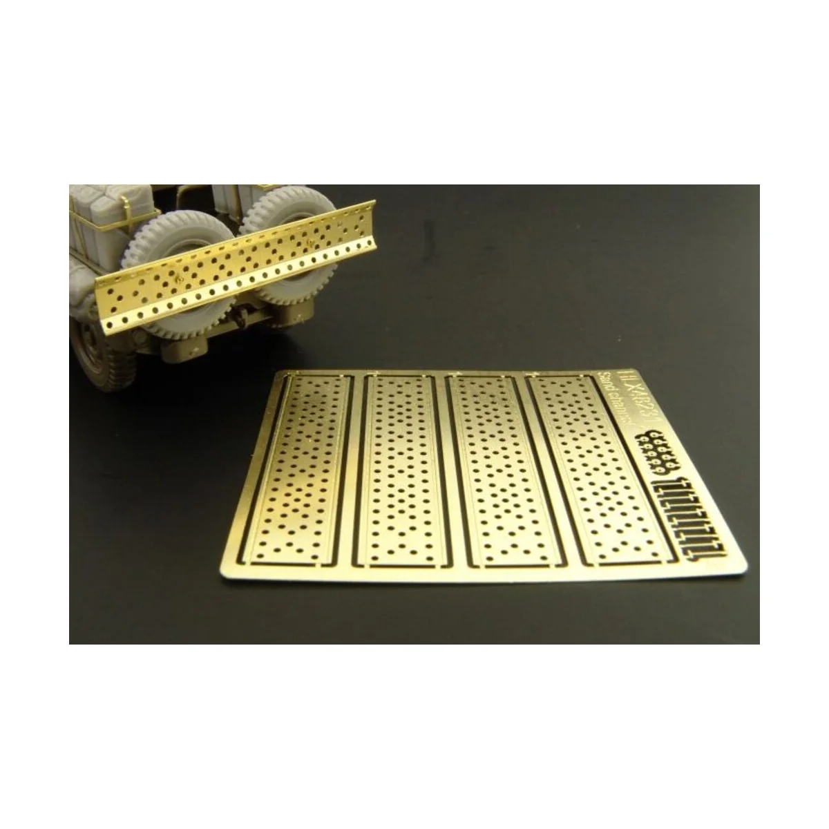 British sand channels, 1/48 - Hauler HLX48231