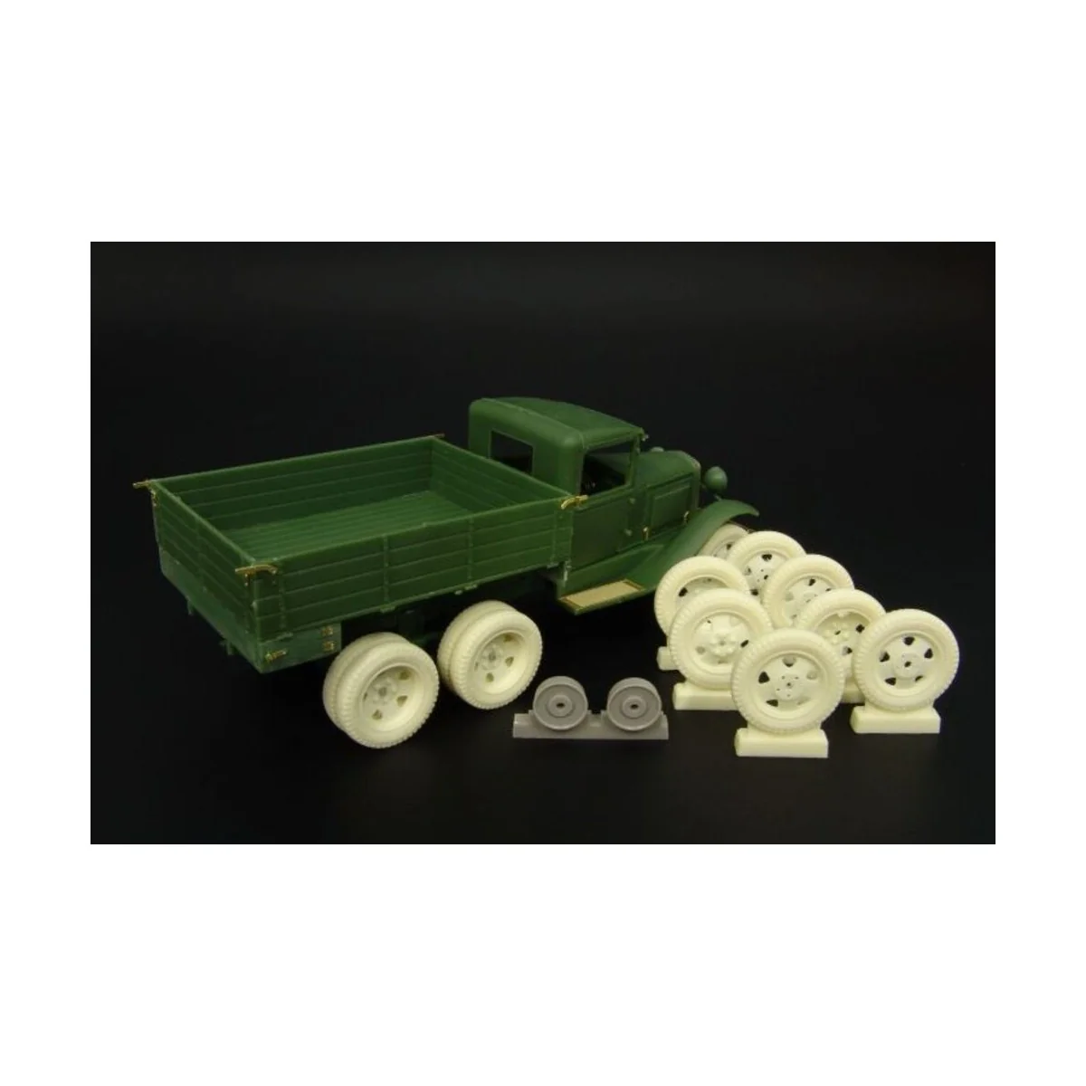 Gaz-AAA wheels, 1/48 - Hauler HLX48268