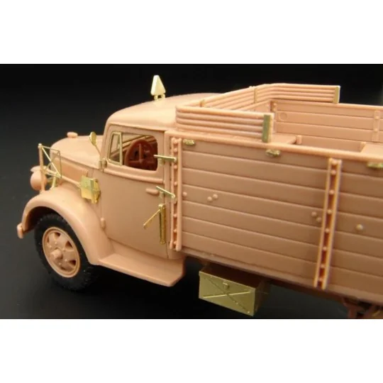 Kfz 305 BLITZ, 1/48 - Hauler HLX48276