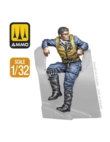WWII German Pilot, 1/35 - AMMO by MIG Jimenez A.MIG-8978