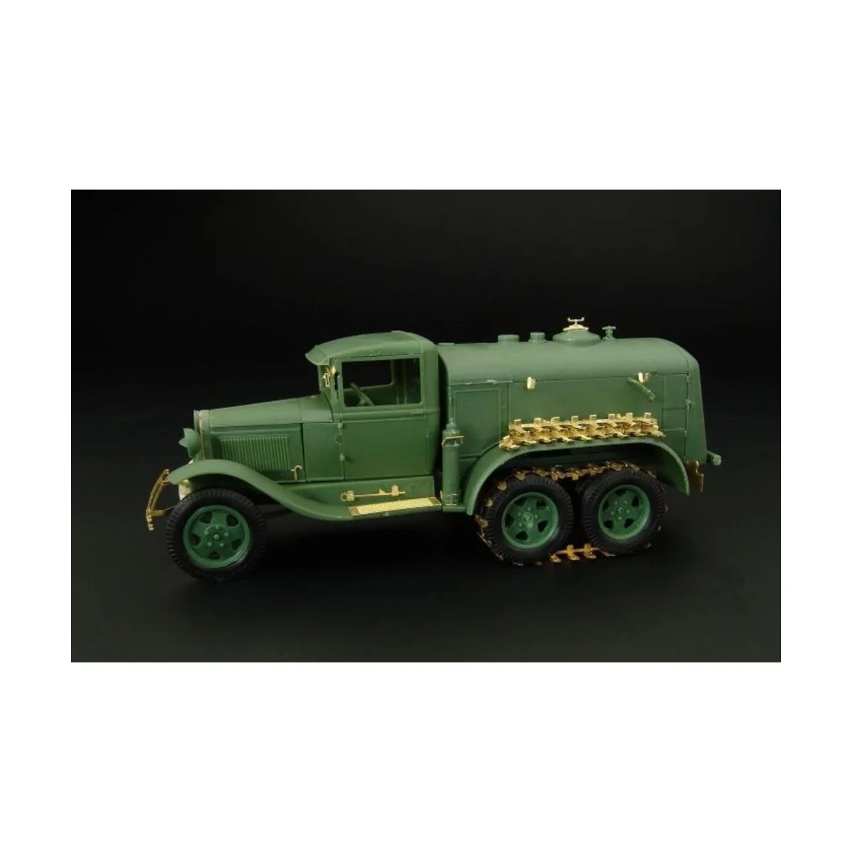 BZ-38 Refueller (GAZ-AAA), 1/48 - Hauler HLX48294