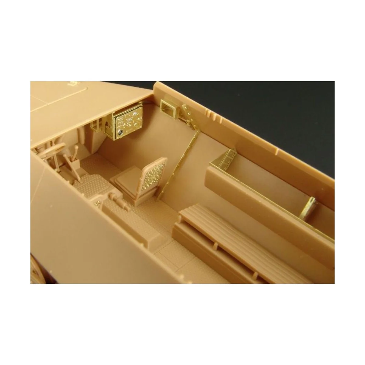 Sd Kfz 251-1 ausf D INTERIER (TAM), 1/48 - Hauler HLX48296