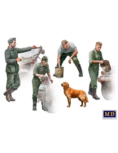Schnelle Truppen. German Drivers, WW II Era, 1/35 - Master Box Ltd....