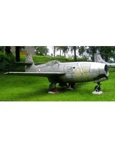 Jakovlev Jak-23 Flora, 1/32 - Planet Models 129-PLT236