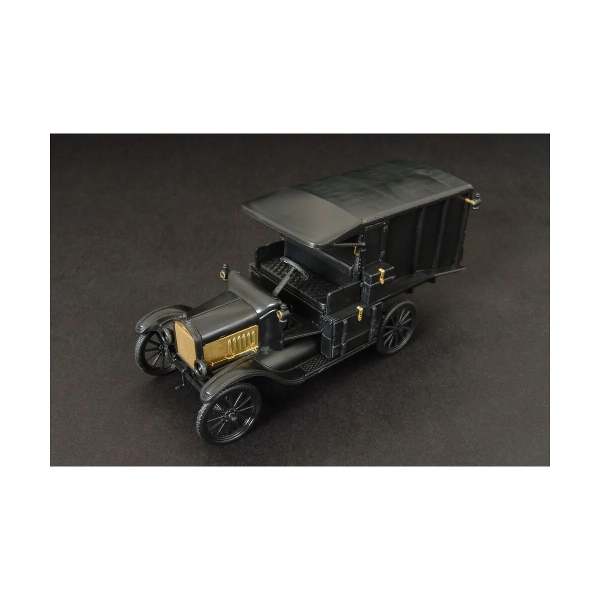 FORD T, 1/48 - Hauler HLX48321