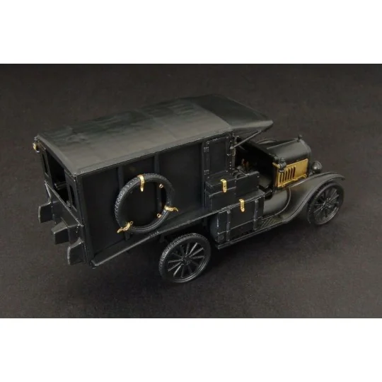 FORD T, 1/48 - Hauler HLX48321
