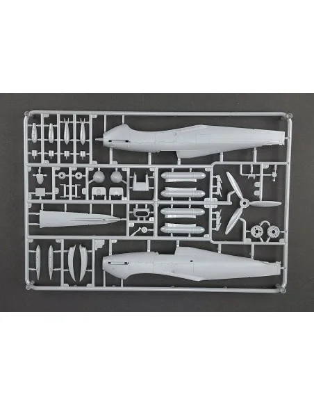 Hurricane Mk IIb, 1/48 - Arma Hobby 40007