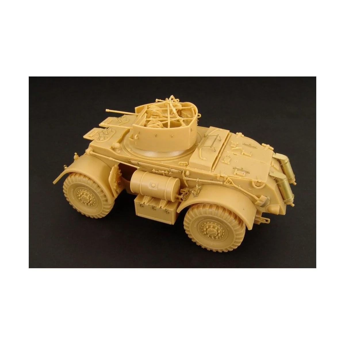 T17E2 AA Staghound, 1/48 - Hauler HLX48322