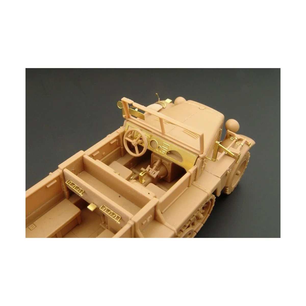Sd Kfz 10 Demag D7, 1/48 - Hauler HLX48325