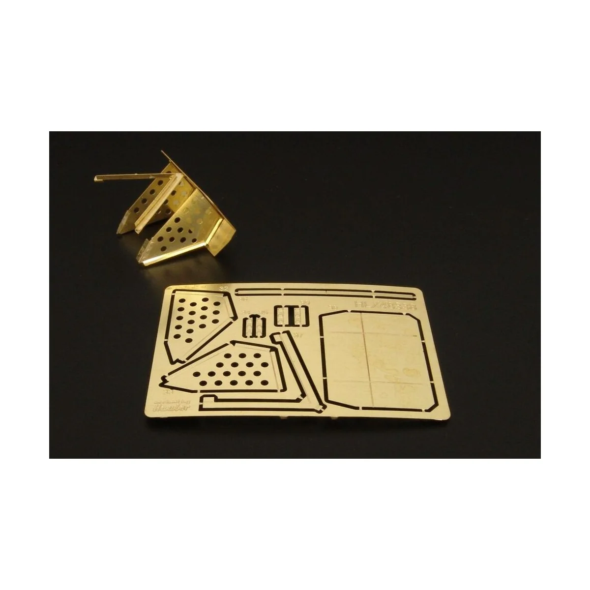 Sd Kfz 232 front bumper-spoiler - Hauler HLX48338