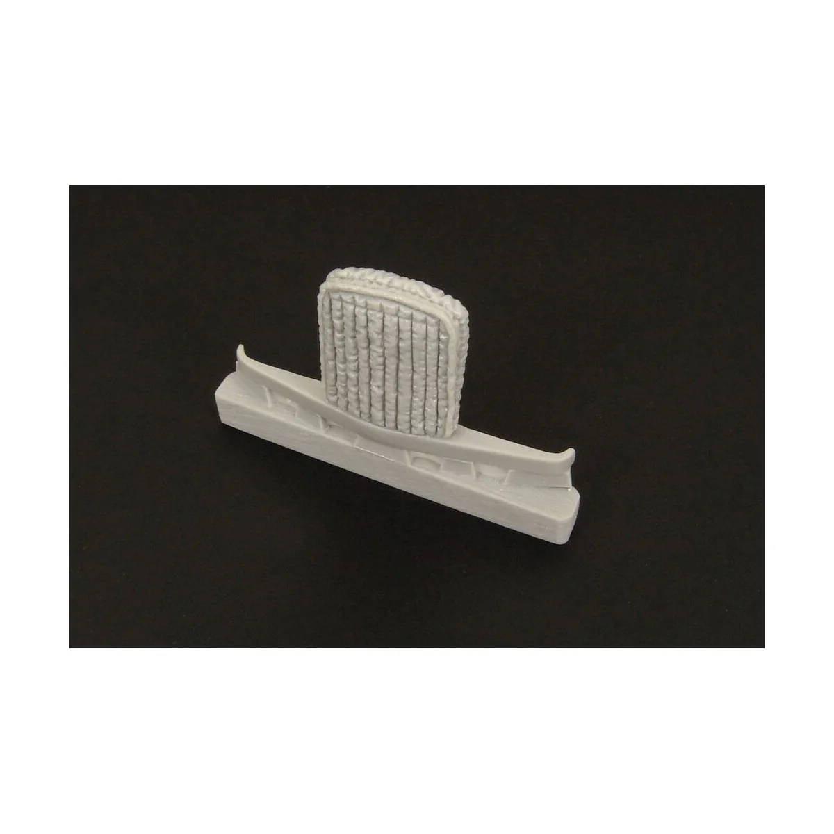 Opel Blitz Winter Radiator Cover, 1/48 - Hauler HLX48340