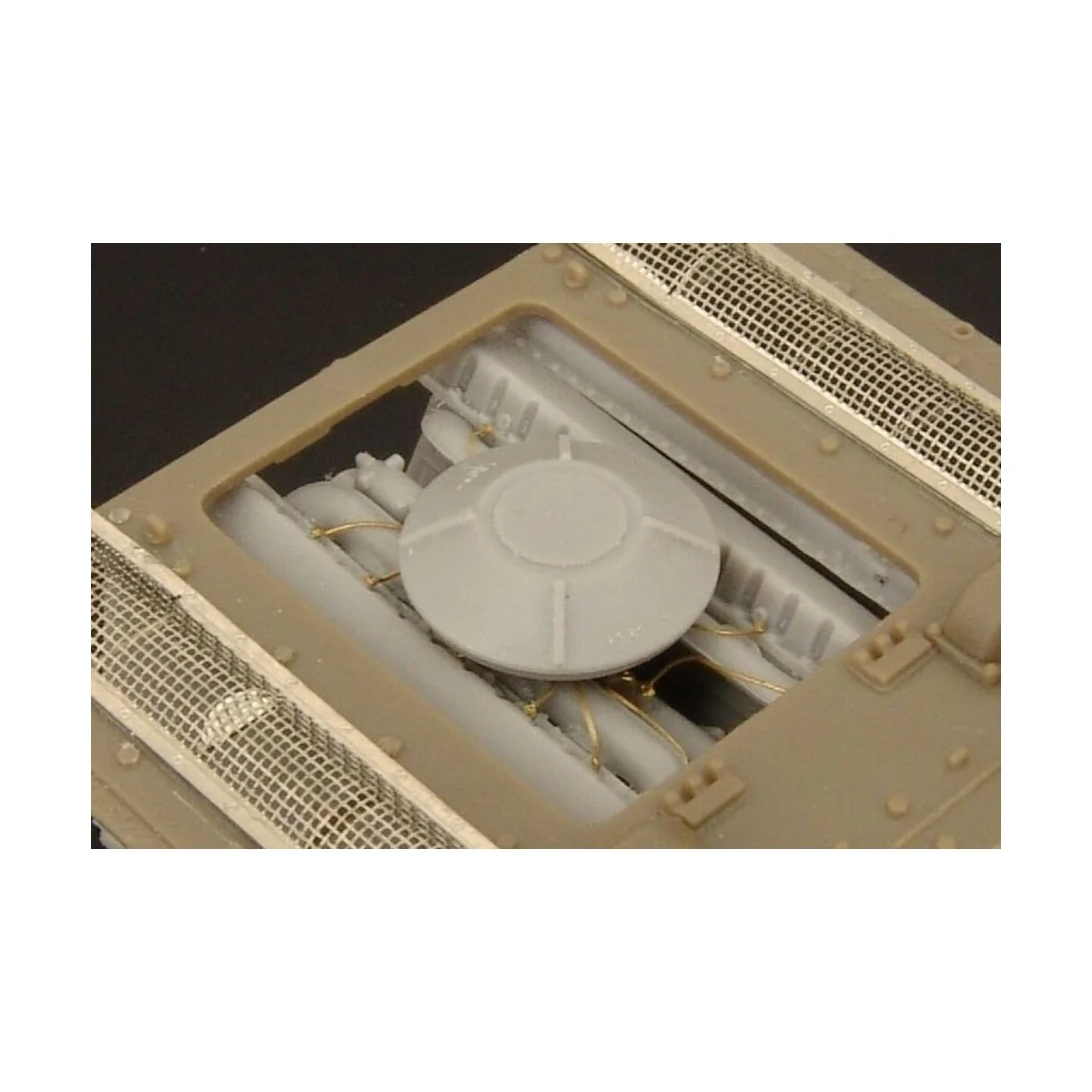 SU-152 engine (Bronco), 1/48 - Hauler HLX48351