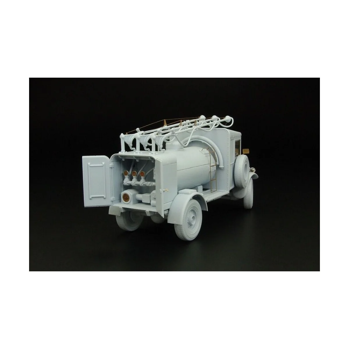 Albion 3-point fueller (AIRFIX), 1/48 - Hauler HLX48364