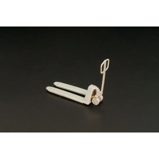Hand pallet truck, 1/48 - Hauler HLX48371