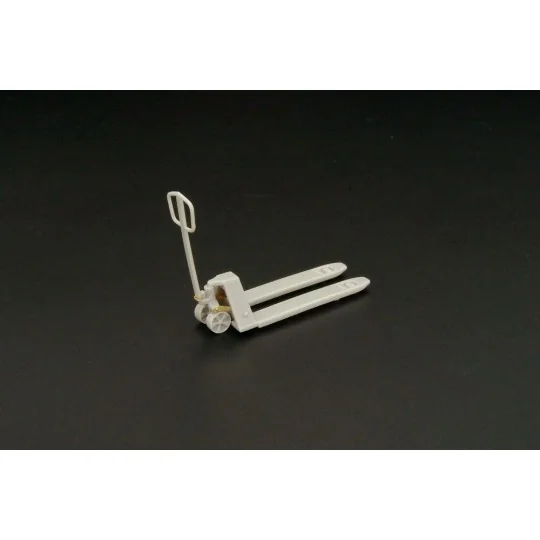Hand pallet truck, 1/48 - Hauler HLX48371