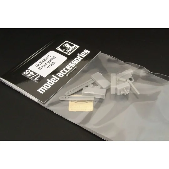 Hand pallet truck, 1/48 - Hauler HLX48371