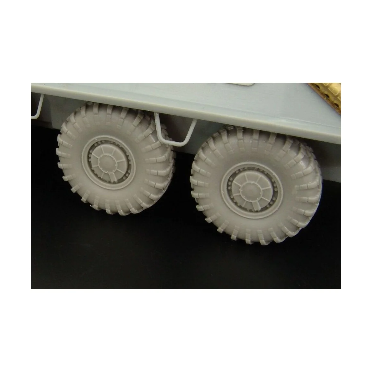 BTR-60 Wheels (Mikromir), 1/48 - Hauler HLX48377