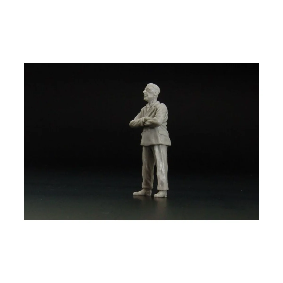 A H 1939-1945 - Hauler HLF48001