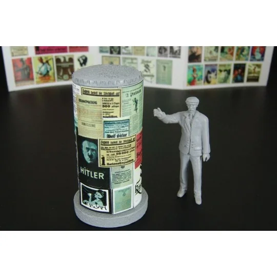 Posters column w-civilien - Hauler HLF48003