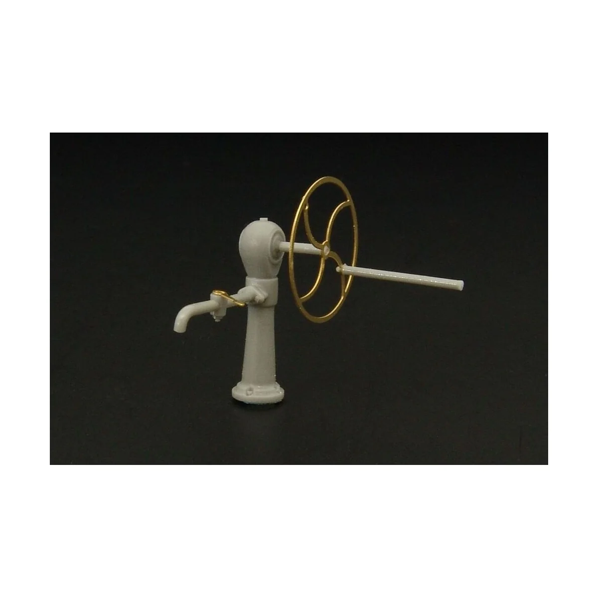 Industrial style water pump, 1/48 - Hauler HLF48016