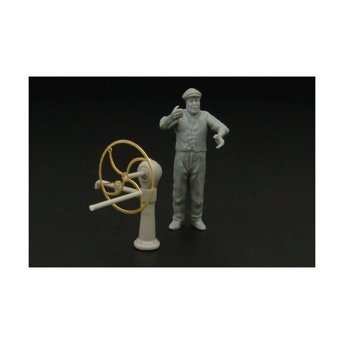 Industrial style water pump, 1/48 - Hauler HLF48016