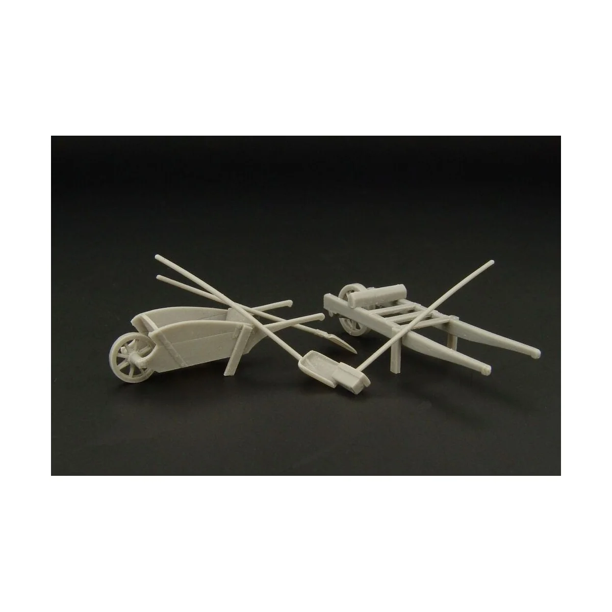 Wheel-barrow set, 1/48 - Hauler HLF48017