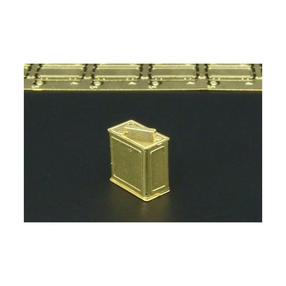 British flimsy cans - Hauler HLU35012