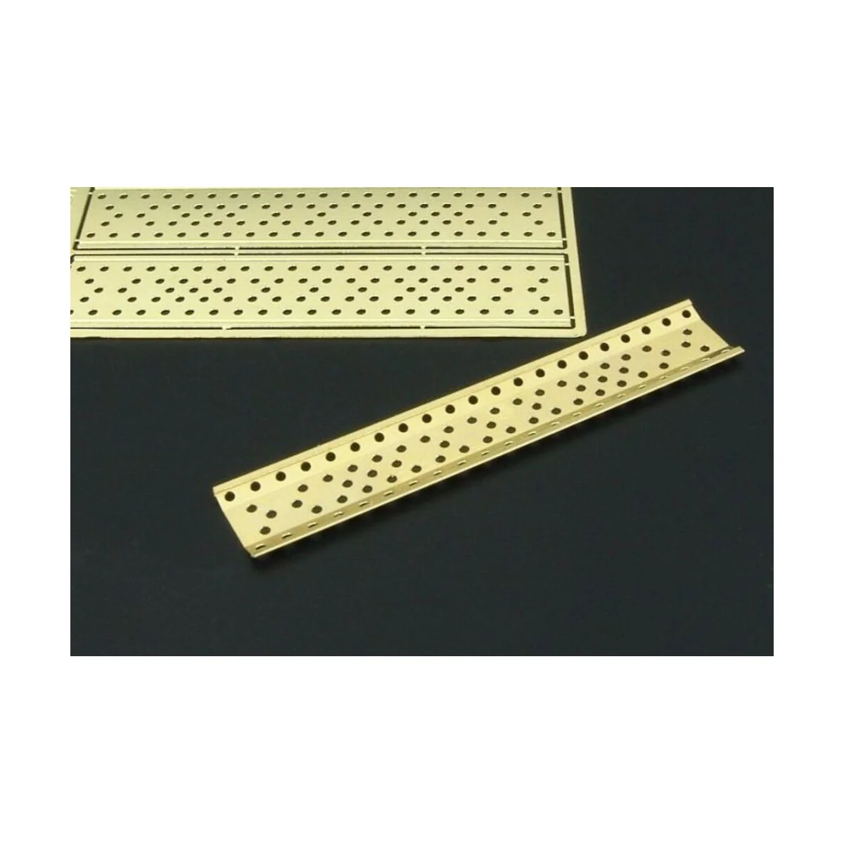 U K sand channels - Hauler HLU35013