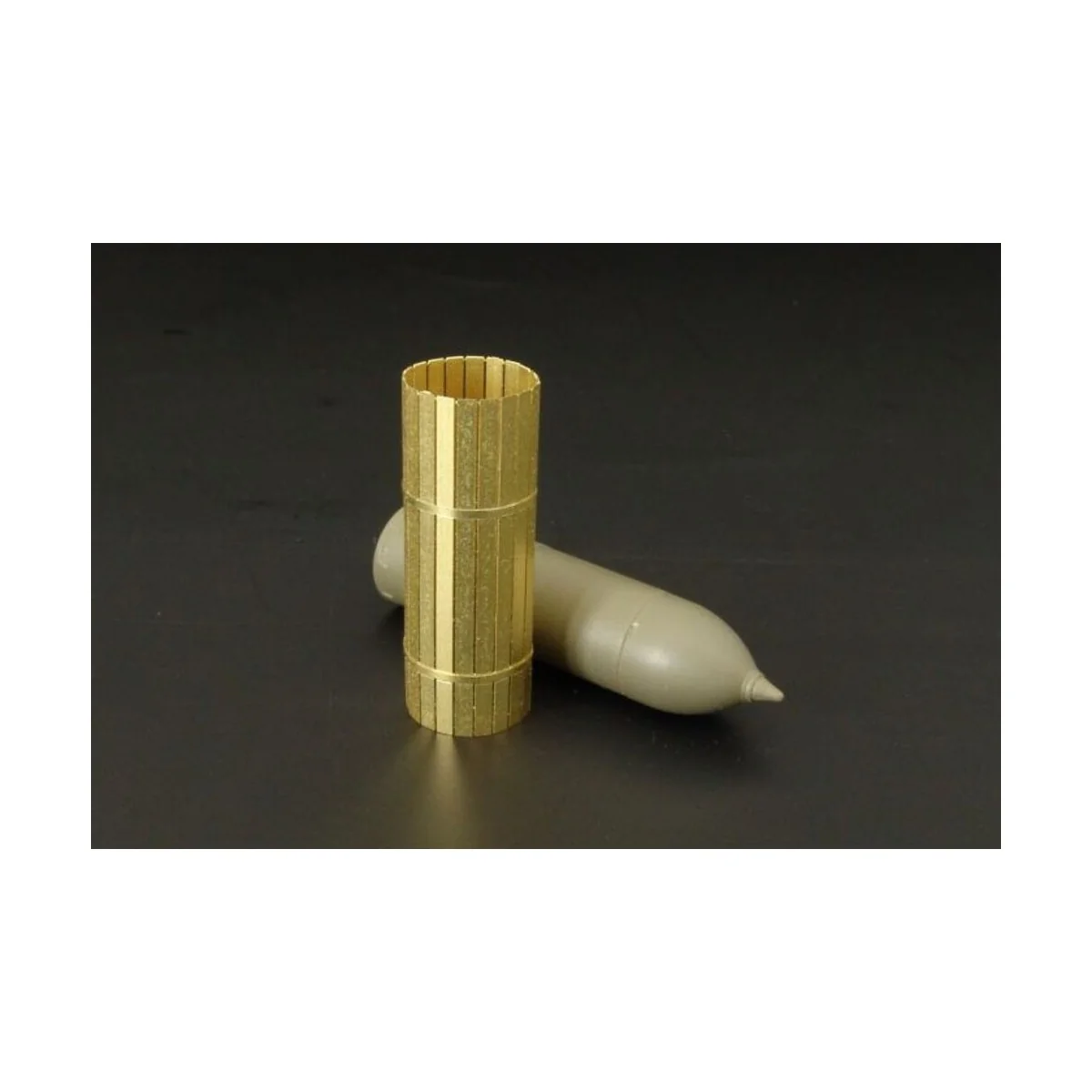 Transfer packaging for Sturmtiger rocket (AFV kit) - Hauler HLU35016