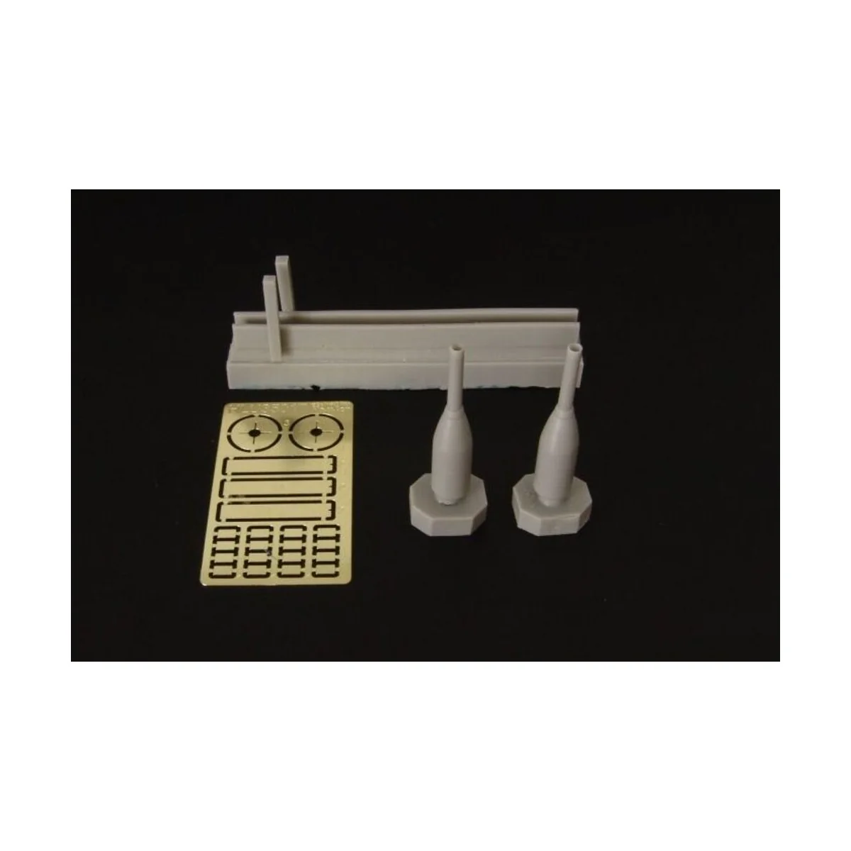 U S demolition rocket 7, 2 inch, 1/35 - Hauler HLU35017