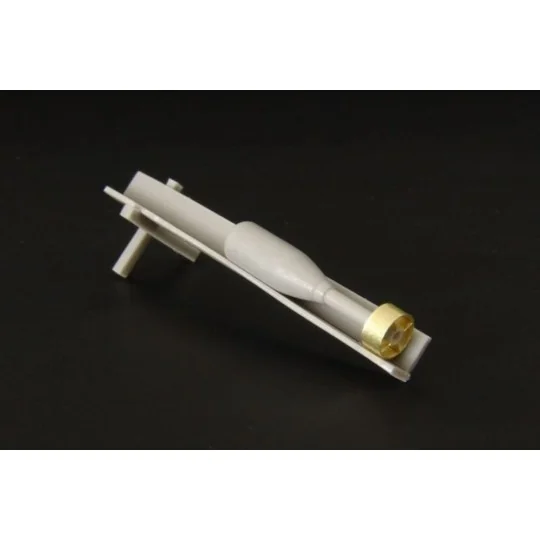 U S demolition rocket 7, 2 inch, 1/35 - Hauler HLU35017