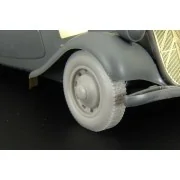 Citroen 11CV wheels, 1/35 - Hauler HLU35020