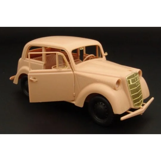 Opel OLYMPIA saloon 1937, 1/35 - Hauler HLU35021