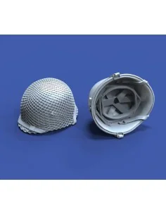 U.S. infantry helmets WWII - 2 pcs., 1/16 - Royal Model RM1006