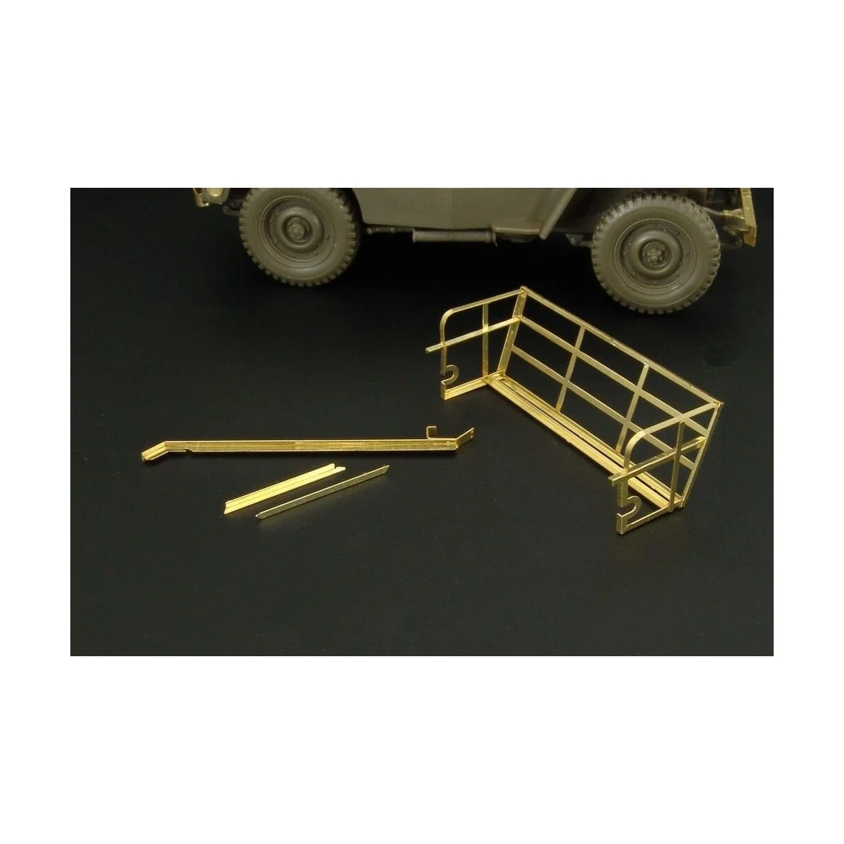 Jeep basket nad wire cuter, 1/35 - Hauler HLU35037