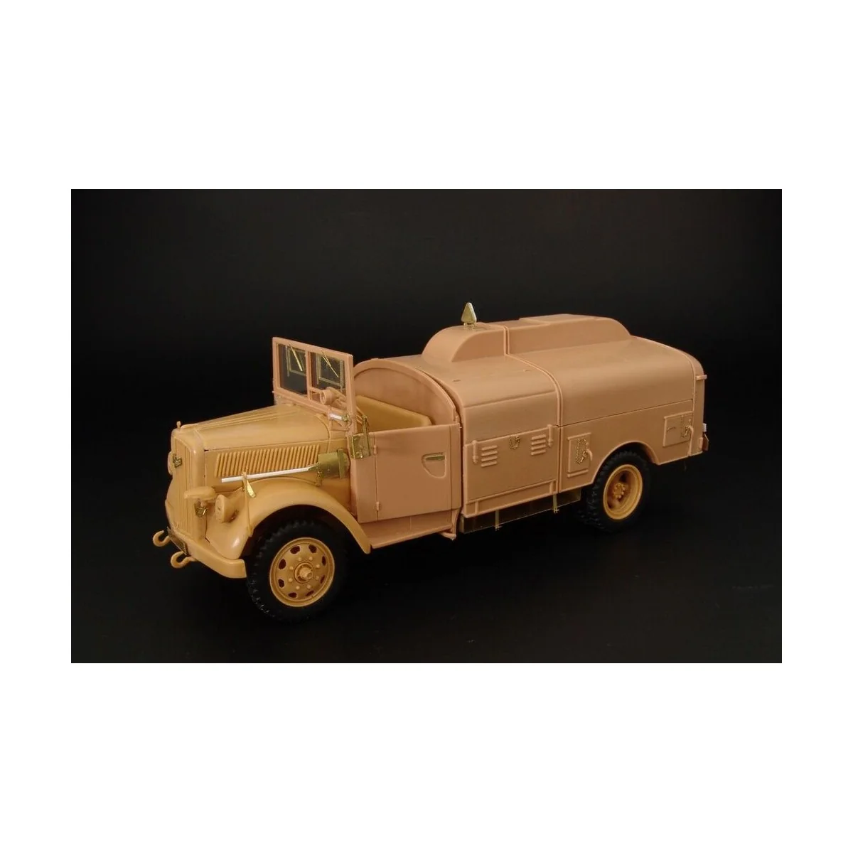 Opel Blitz Tankwagen (Italeri), 1/35 - Hauler HLU35038