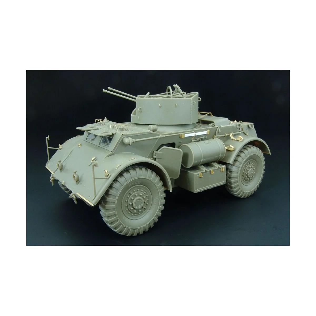 T17E2 AA Staghound, 1/35 - Hauler HLU35052