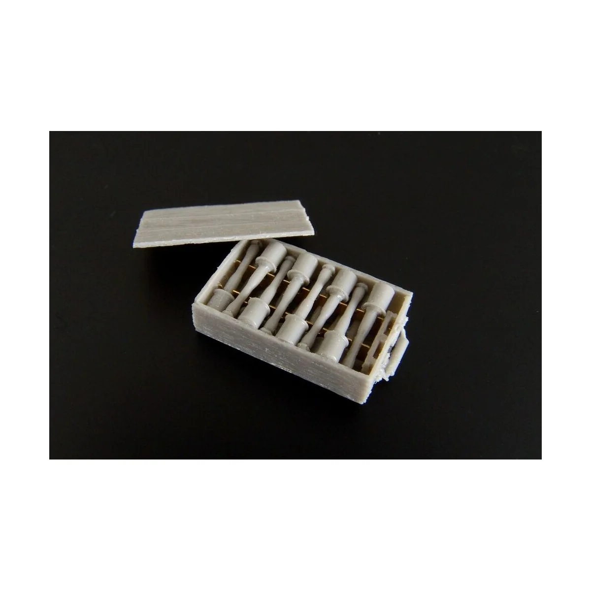 german hand grenades stielhgr 24 and box (30-2 pcs), 1/35 - Hauler ...