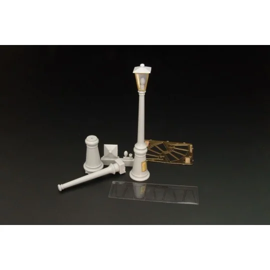 Street lamps (two pcs ), 1/35 - Hauler HLU35087