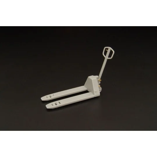 Hand pallet truck, 1/35 - Hauler HLU35092