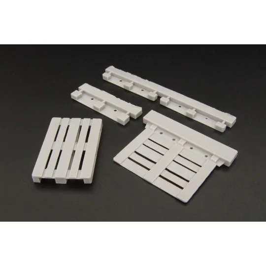 Euro pallet (2pcs), 1/35 - Hauler HLU35095