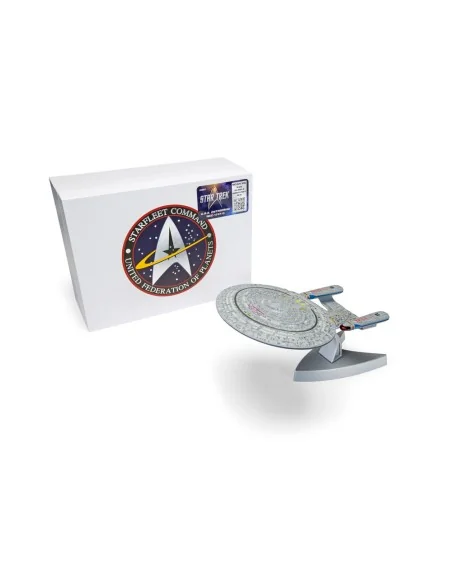 Star Trek - USS Enterprise NCC-1701-D (The Next Generation) - Corgi...
