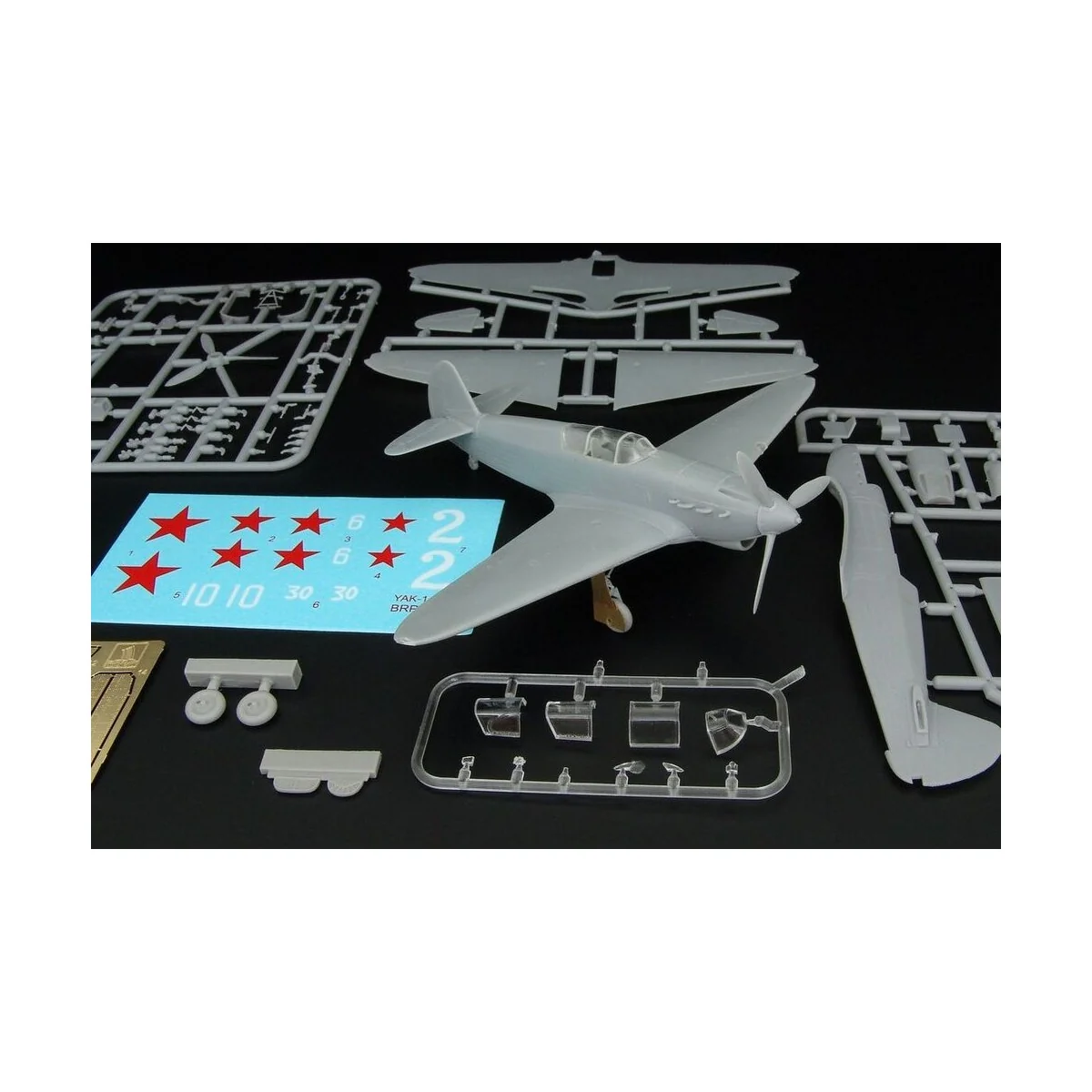 Jak-1 (mod 1941) - Brengun BRP72020