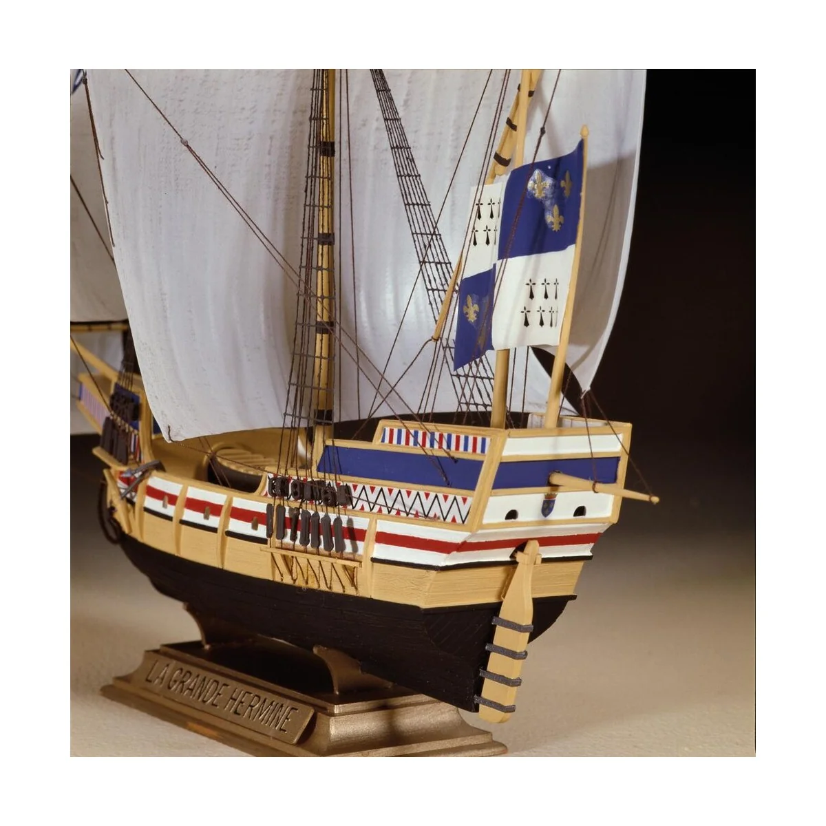 La Grande Hermine, 1/150 - Heller 80841