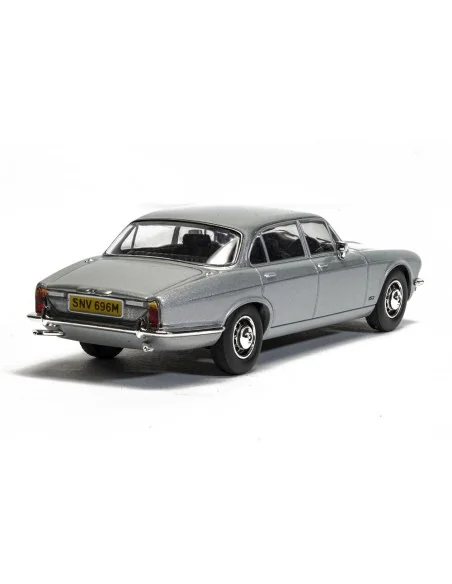 [NO_DESC] Screen Stars - Ford Capri Mk2 2.0S Diamond White, Jaguar ...