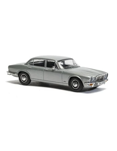 Screen Stars - Ford Capri Mk2 2.0S Diamond White, Jaguar XJ6 Series...