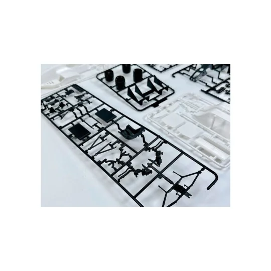 McLaren MP4/2B '85 Monaco GP - NUNU-BEEMAX BX20001